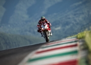 PG电子试玩官网-黄蜂蜂群战术封锁新疆，杰伦·格林生涯之夜照亮赛场