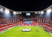 PG电子APP链接-绿茵场与硬木地，逆转之夜的双重奏