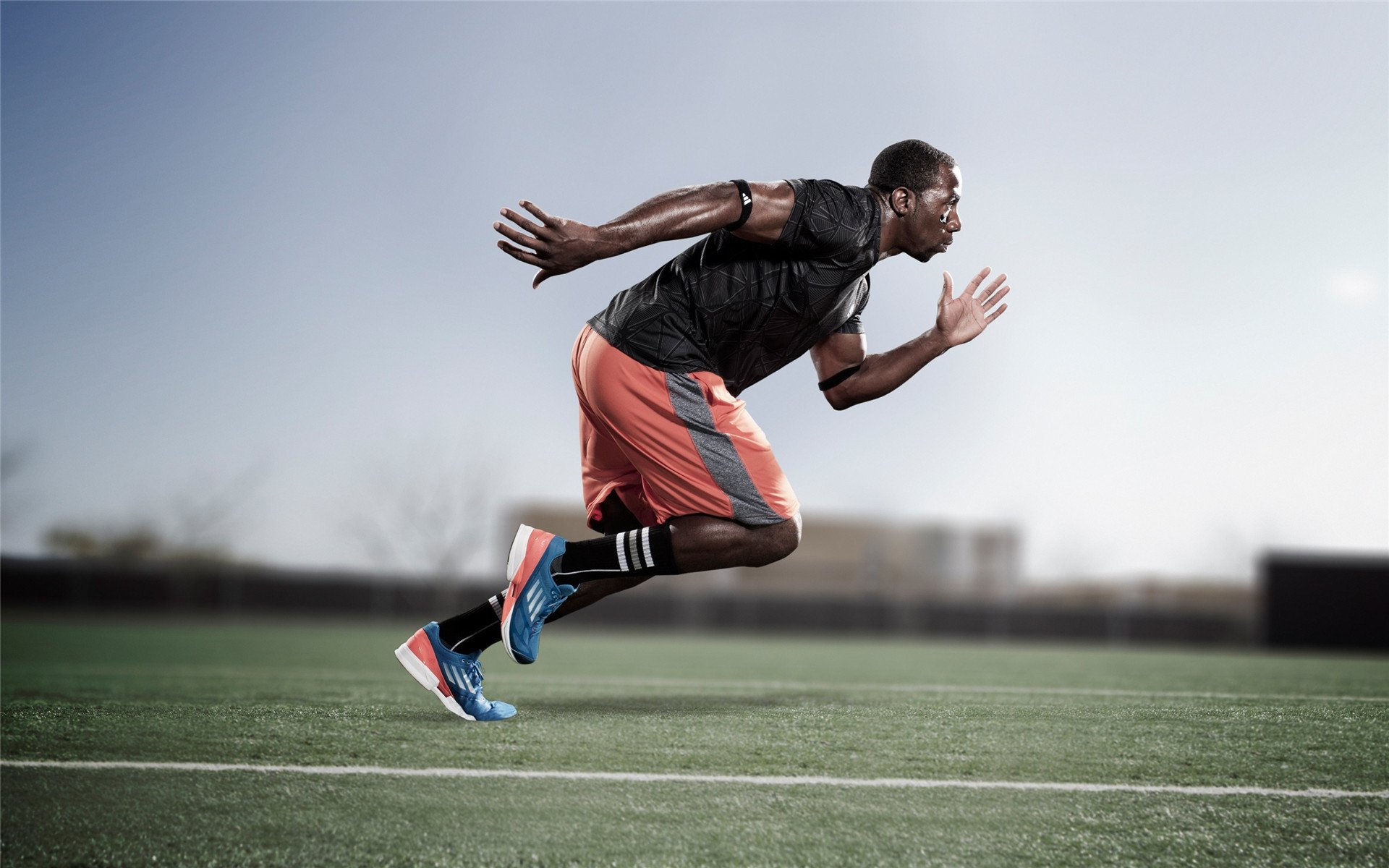 德甲争冠战之夜，戈麦斯，攻防转换的艺术大师